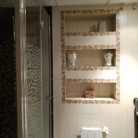 Apartment 3 *